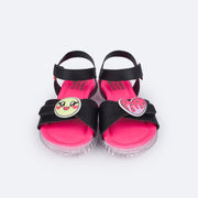 Sandália Papete Infantil Pampili Candy Patches Divertidos Preta - frente da sandália com patches removíveis