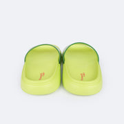 Chinelo Slide Infantil Pampili Fly Glee Glitter Verde Neon - traseira do chinelo núvem