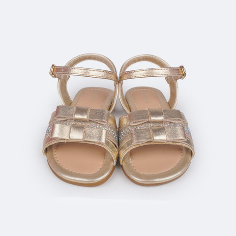 Sandália Infantil Primeiros Passos Pampili Mili Tira Laços Dourada -frente da sandália dourada de bebê