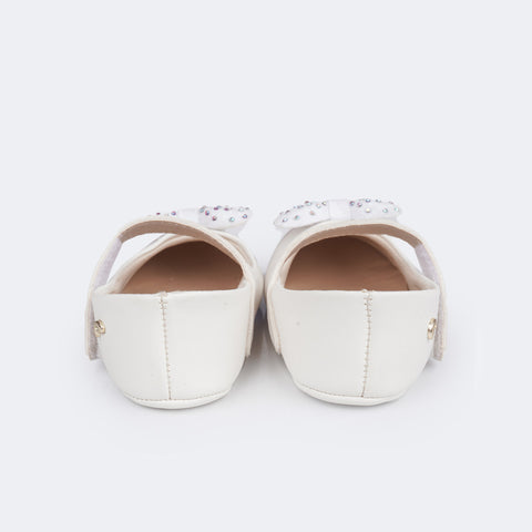 Sapato de Bebê Pampili Nina Laço com Glitter e Strass e Strass Branco - traseira do sapato branco