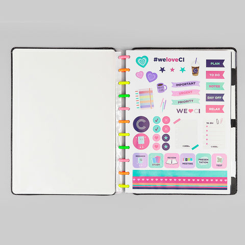 Caderno Inteligente Lets Glitter Neon Grande Preto - abertura do caderno com adesivos