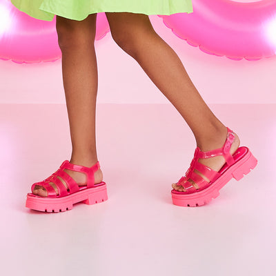 Sandália Feminina Pampili Lyra Glee Tiras Pink Fluor - lateral da sandália de plástico