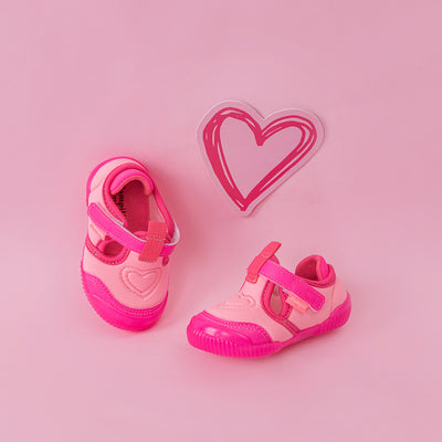 Tênis Infantil Feminino Pampili Yuyu Coração Bordado Rosa e Pink - frente do tênis confortável para bebê