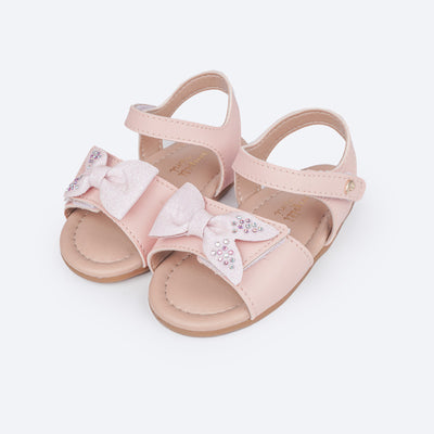 Sandália de Bebê Pampili Nana Laço Assimétrico Glitter e Strass Rosa - frente da sandália com laço de glitter e strass