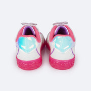  Tênis de Led Infantil Pampili Sneaker Luz Pets Branco e Colorido - traseira do tênis com recorte holográfico