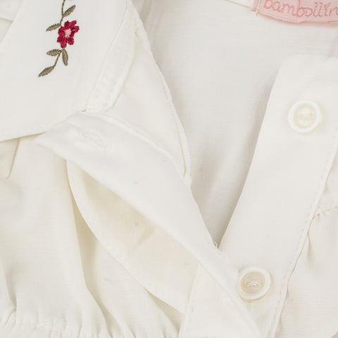 Vestido de Bebê Bambollina Bordado e Babado Off White - vestido de bebê com fecho em botões