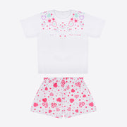 Pijama Infantil Cara de Criança Corações Branco e Pink - frente do pijama infantil estampado
