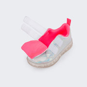 Tênis de Led Infantil Pampili Sneaker Luz Customizável Calce Fácil Monstrinho Holográfico Prata e Pink Flúor - Vem com 4 Patches - tênis aberto para o calce