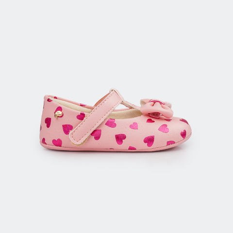 Sapato de Bebê Nina com Estampa Corações Pink e Rosa Glace.