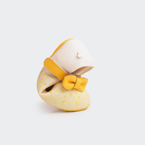 Sapato de Bebê Pampili Nina Momentos Especiais com Glitter Amarelo.