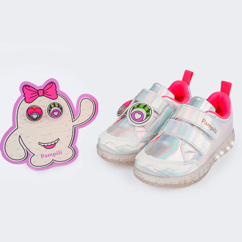 Tênis de Led Infantil Pampili Sneaker Luz Customizável Calce Fácil Monstrinho Holográfico Prata e Pink Flúor - Vem com 4 Patches - frente do tênis e patches