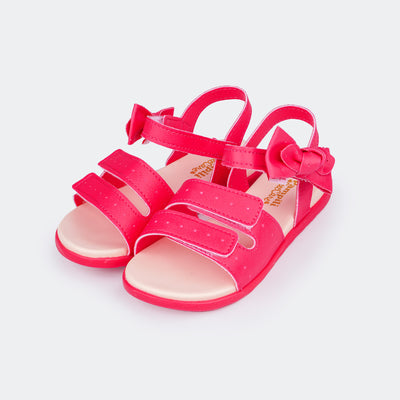 Sandália Papete Infantil Primeiros Passos Mini Fly Tiras em Velcro Laço Pink Maravilha - frente da sandália com perfuro 