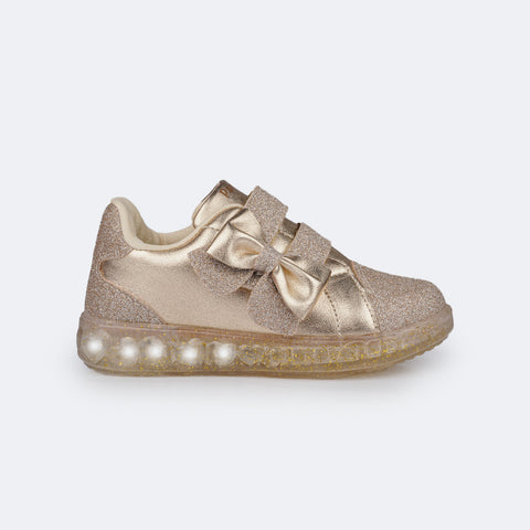 Tênis de Led Infantil Pampili Sneaker Luz Calce Fácil com Laço e Glitter Dourado  - lateral com luzes de led 