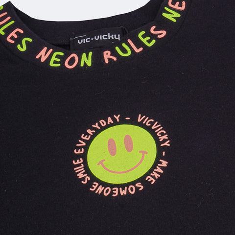 Camiseta Infantil Vic&Vicky Over Emoji Neon Preta - estampa frontal de emoji