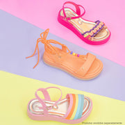 Sandália Infantil Pampili Jully com Tiras Trançadas Pink Maravilha e Colorida  - foto de modelos de sandália da coleção de verão 