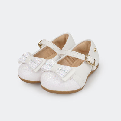 Sapato Infantil Pampili Mini Angel com Laço Duplo Glitter Strass Branco - foto do sapato de frente com bico em glitter