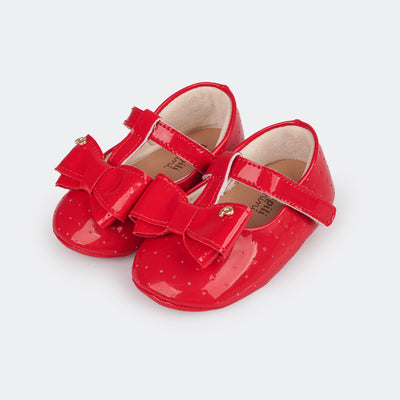 Sapato de Bebê Pampili Nina Calce Fácil Perfuros e Laço Verniz Vermelho Peper - foto do sapato vermelho de frente 