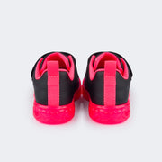 Tênis de Led Infantil Pampili Sneaker Luz Customizável Calce Fácil Monstrinho Preto e Pink Flúor - Vem com 4 Patches - traseira do tênis com gorgurão